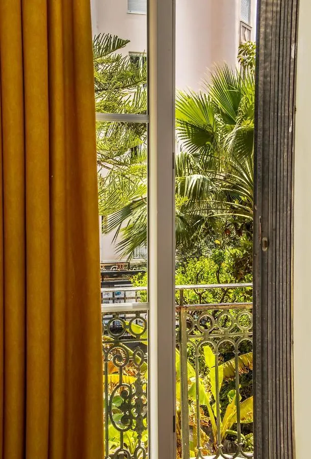 Auberge De Jeunesse Hi Nice Les Camelias 0*,