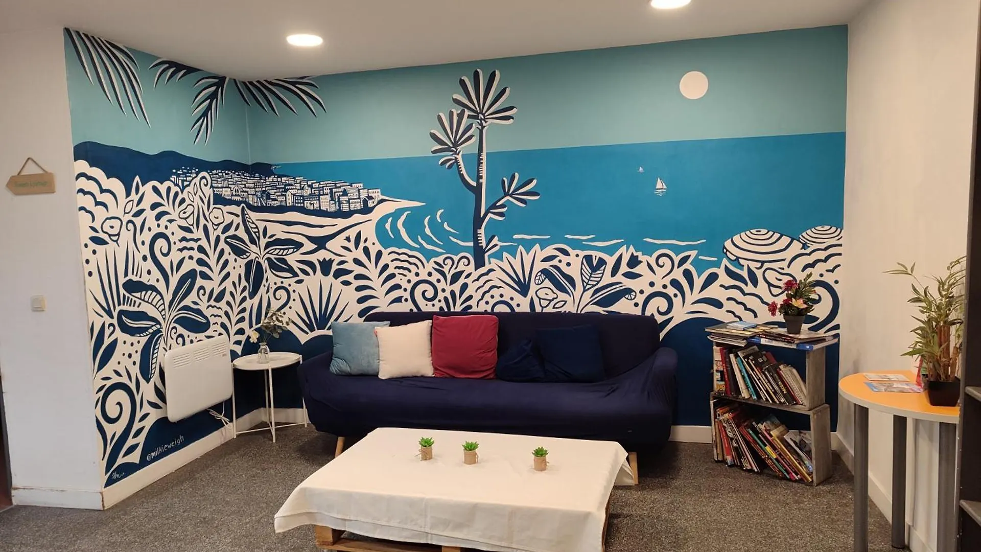 Hostel Auberge De Jeunesse Hi Nice Les Camelias