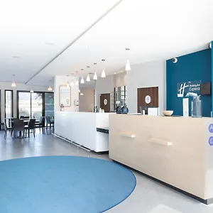 Otel Express - Marseille Airport, An Ihg, Vitrolles (Bouches-du-Rhone)